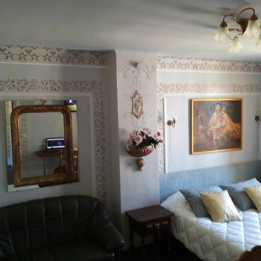 Appartement de Ville Médiévale Vinca Esterno foto