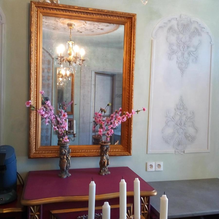 Appartement de Ville Médiévale Vinca Esterno foto