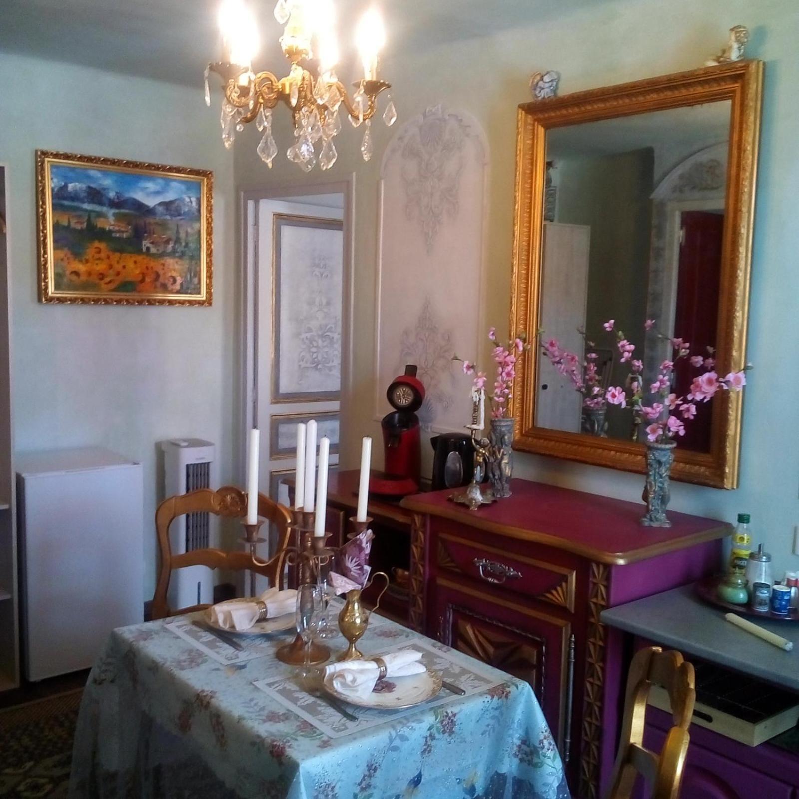 Appartement de Ville Médiévale Vinca Esterno foto