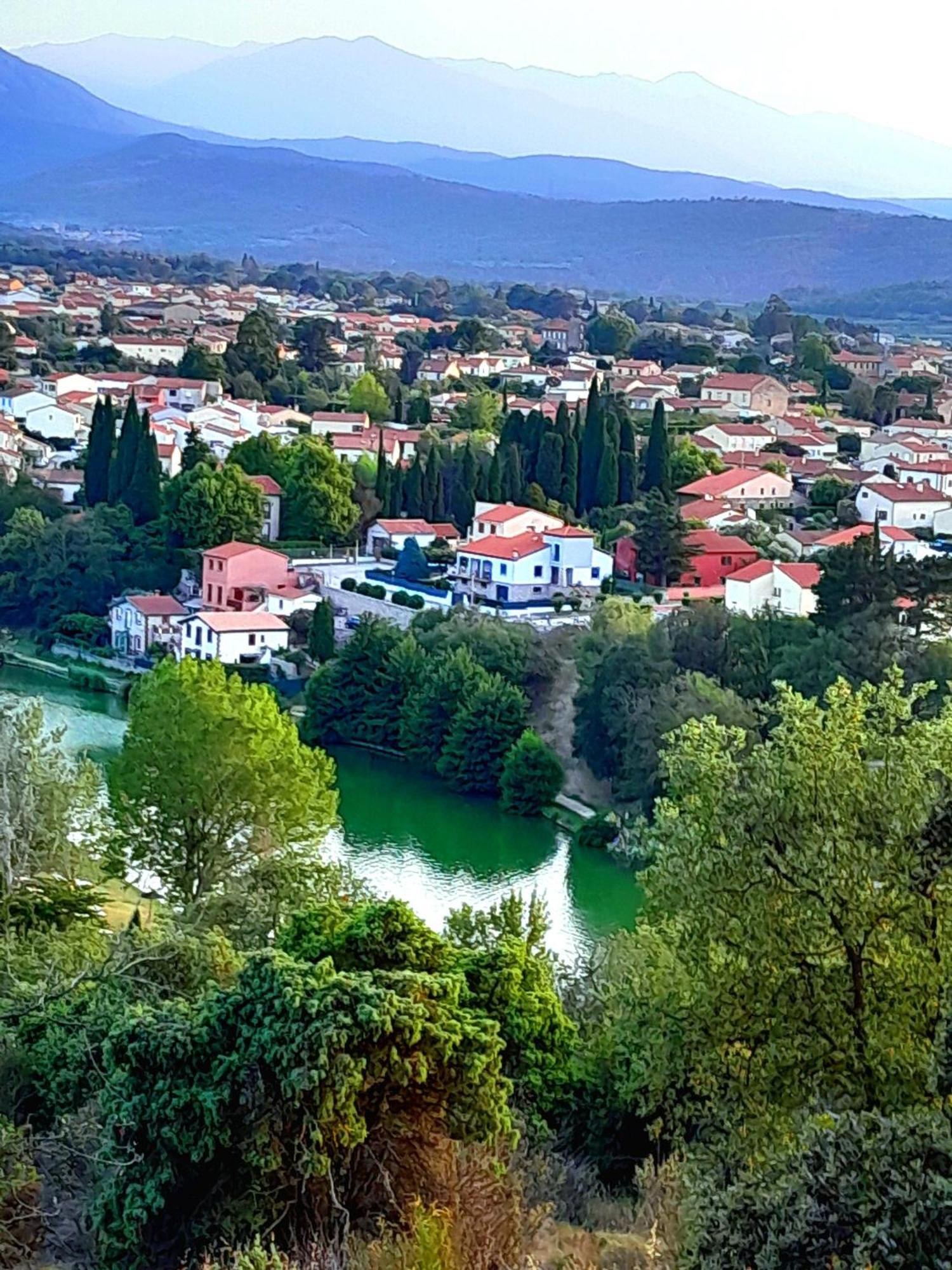 Appartement de Ville Médiévale Vinca Esterno foto